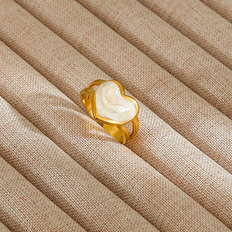 Ivory Heart Ring š¤š