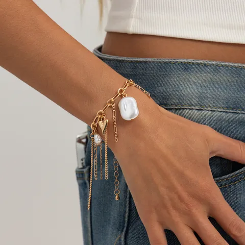 Premium Pearl Heart Tassel Bracelet